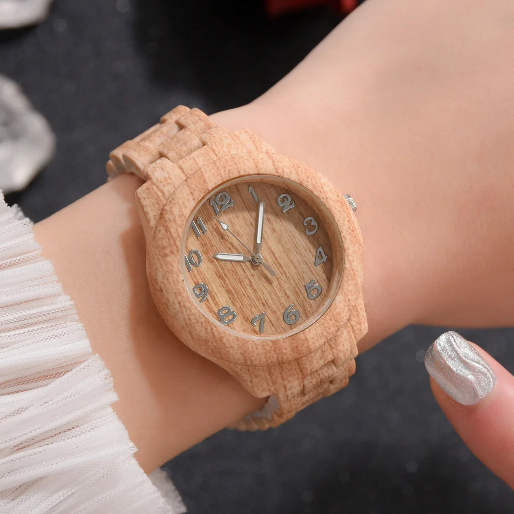 New Arrival Wood Grain Women Quartz Watch Simple Style Number Dial Ladies Casual Dress Watch Wristwatch Clock